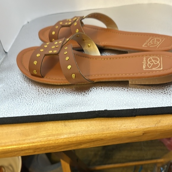 New without tags EG Everglades sandals. Size 11, all man-made material - Picture 4 of 7